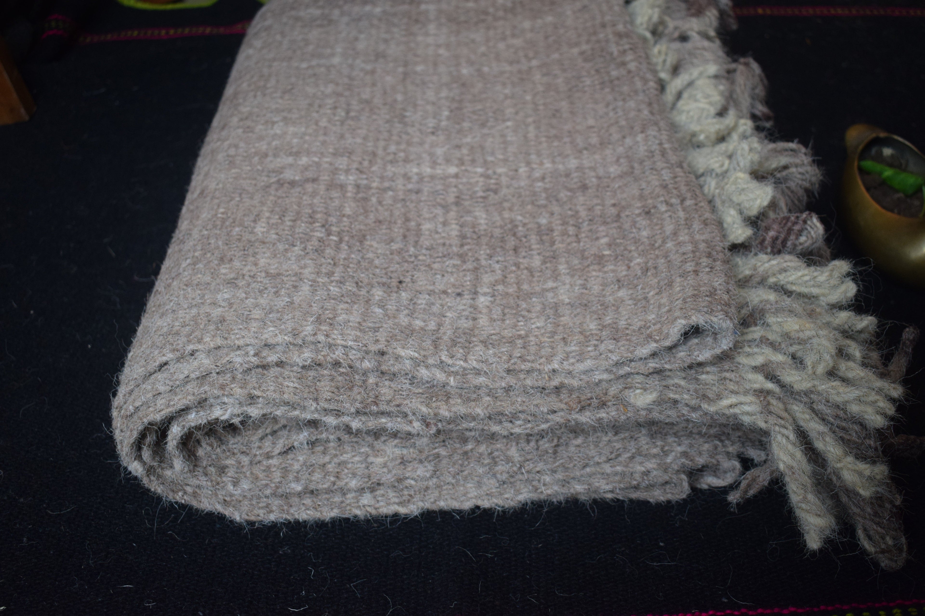 Sumbran White Ghongadi - Ghongadi.com