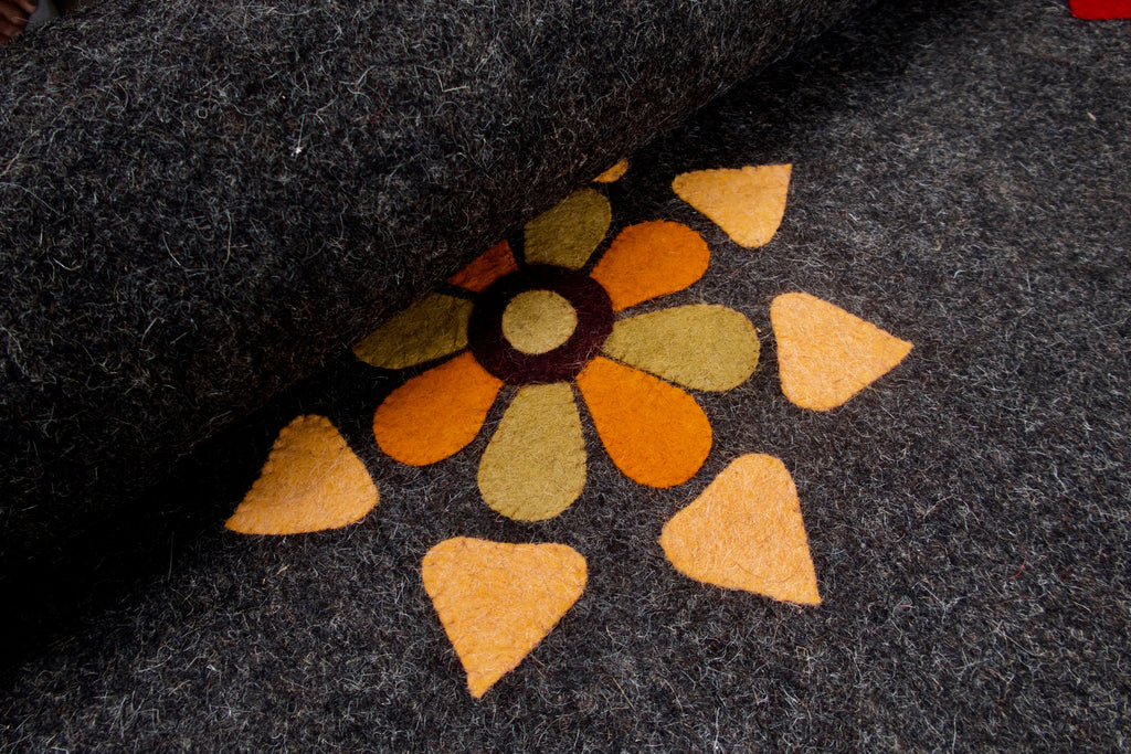 Namda Jen - Ghongadi.com